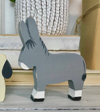 Load image into Gallery viewer, Chunky Nativity Set