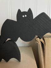 Load image into Gallery viewer, Chunky Bat