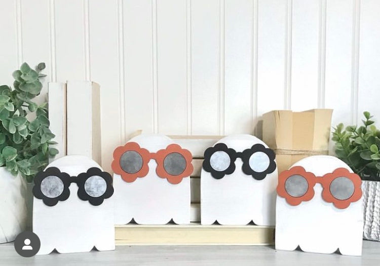 Chunky Ghost Cutouts with SUNNIES