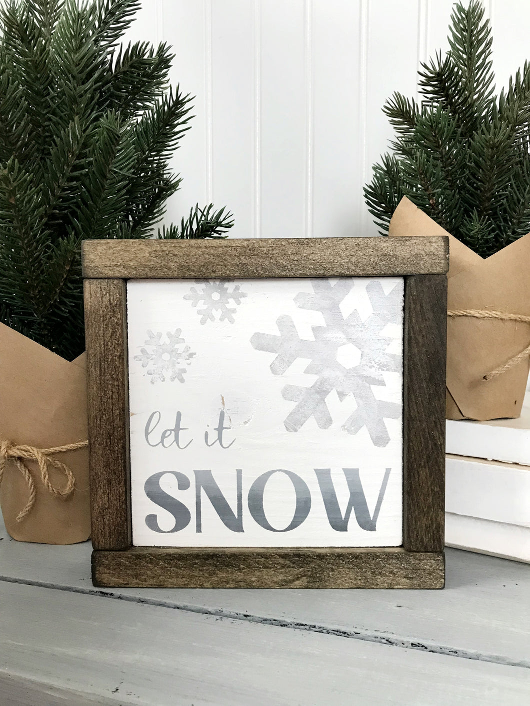 Let It Snow Shelf Sitter Sign